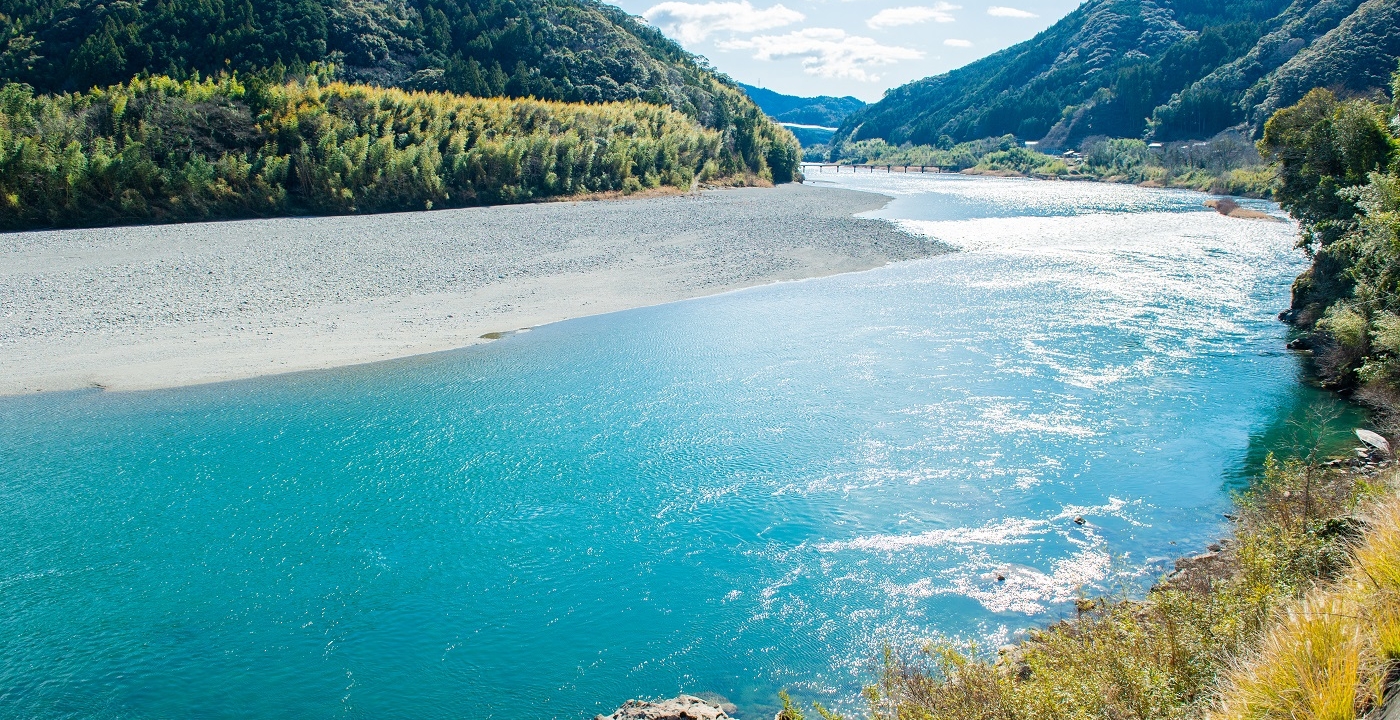 1泊2日）高知市内で歴史探訪と「奇跡の清流」仁淀川で自然大満喫